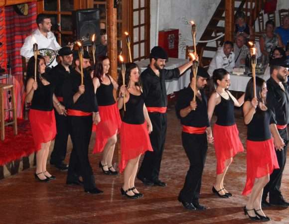 Cretan Night Show - Tours Crete