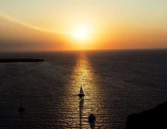 Heraklion to Santorini tour