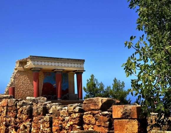 Private Tour to Knossos Palace, Museum and Heraklion Center